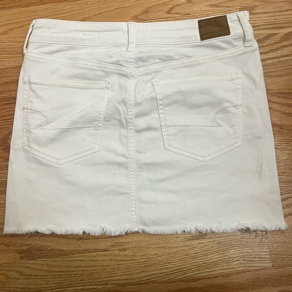 American Eagle Mini Skirt - Picture 2 of 2